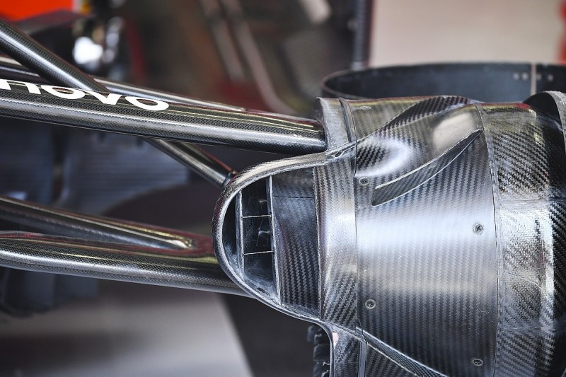 Exemple d'écope de frein d'une F1 (source : Autosport)