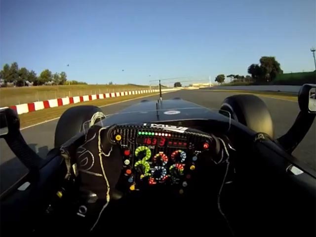 Vue pilote sans halo (CBS, di Grassi, 2011)